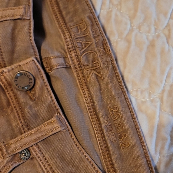 Jeans - Picture 2 of 3